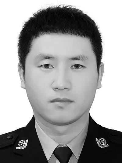 新疆32岁辅警倒在工作岗位上